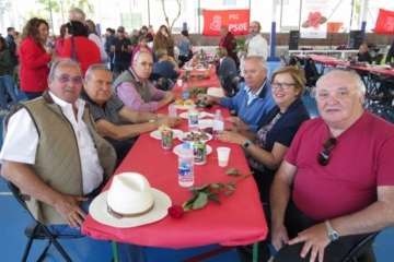El PSOE de Telde, en el Día de la Rosa (Foto TA y Acfi Press)